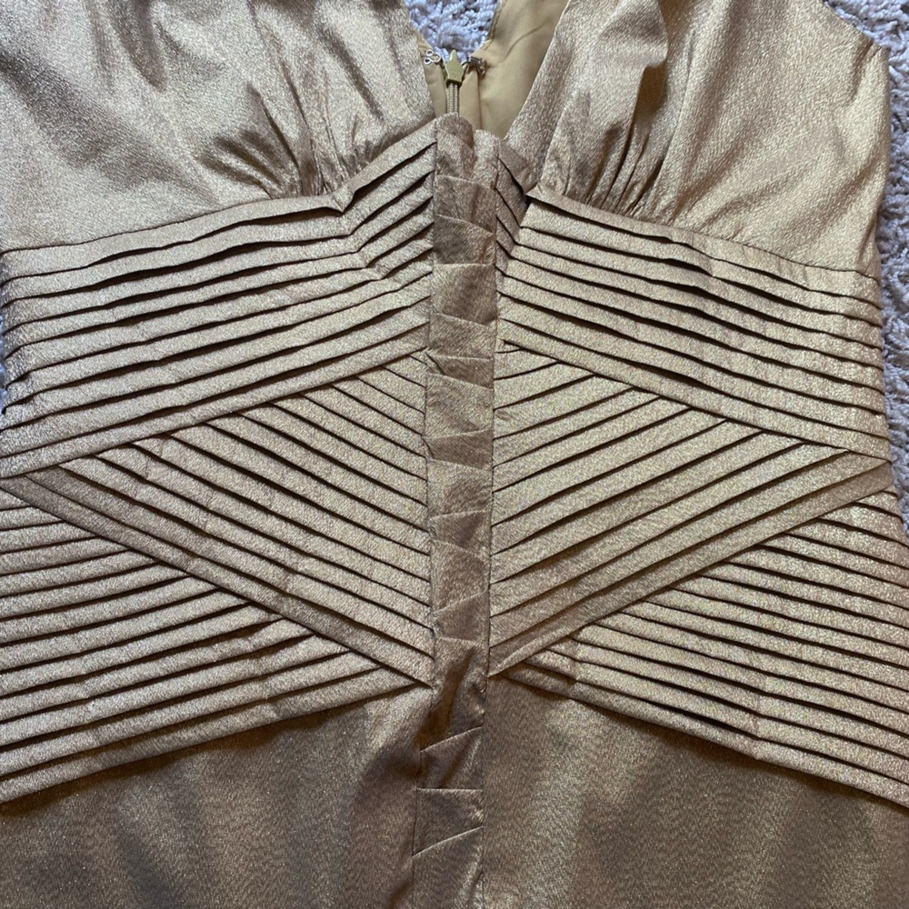 Nicole Miller Gold Ruched Backless Dress - Picture 5 of 7